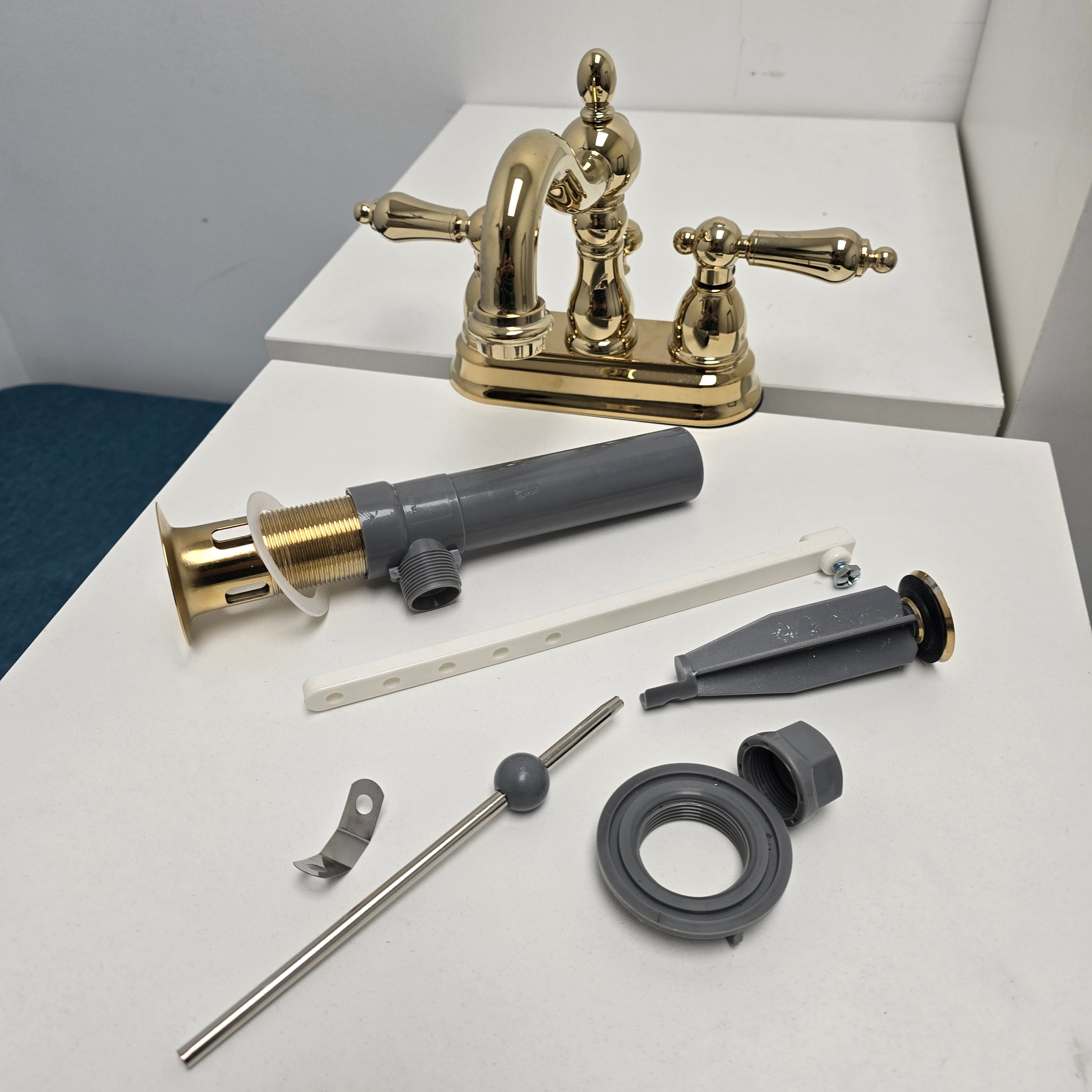 Kingston Brass New Orleans Dual Control 4" Lavatory Faucet (KB1602AL)