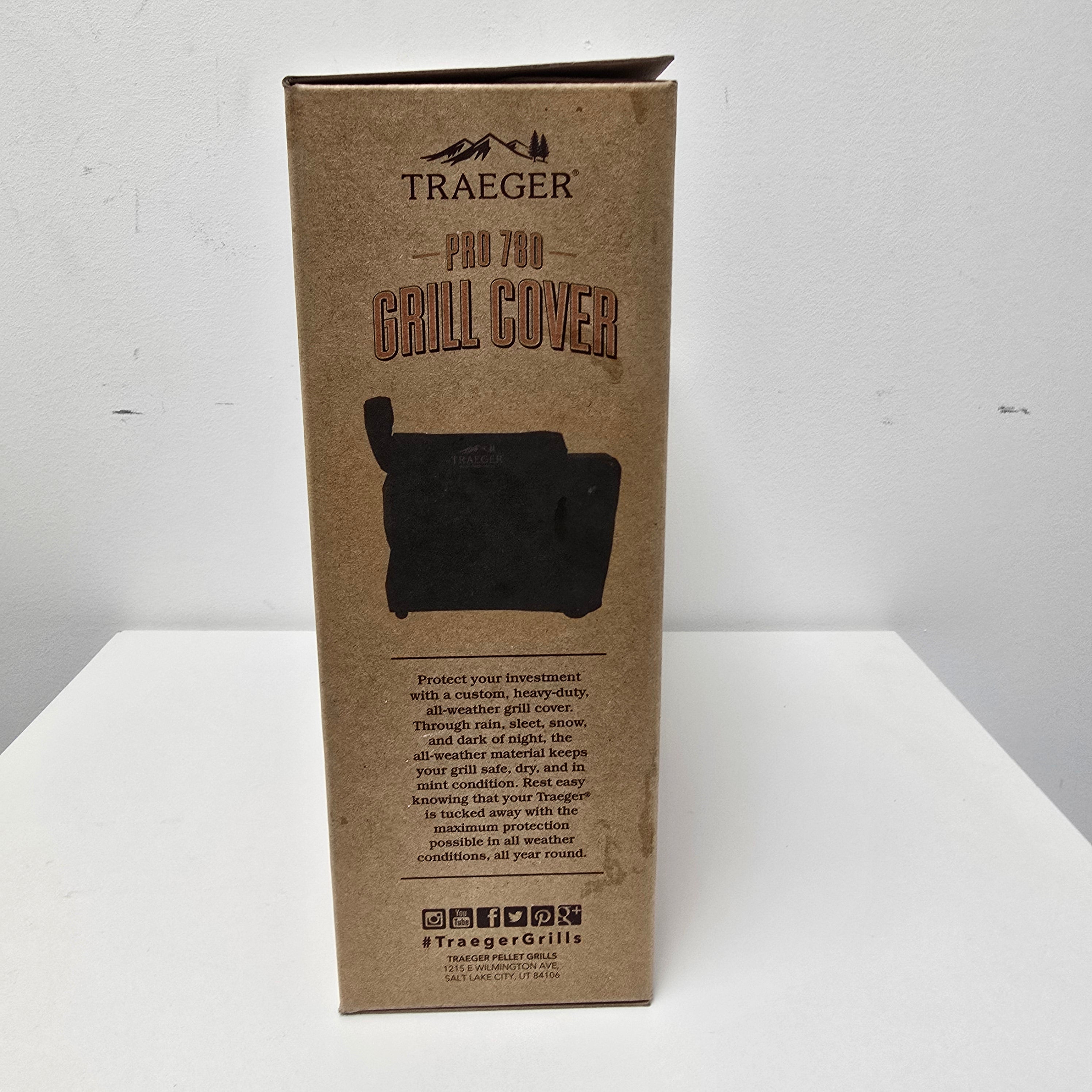 Traeger Pro 780 Full-Length Grill Cover (BAC504)