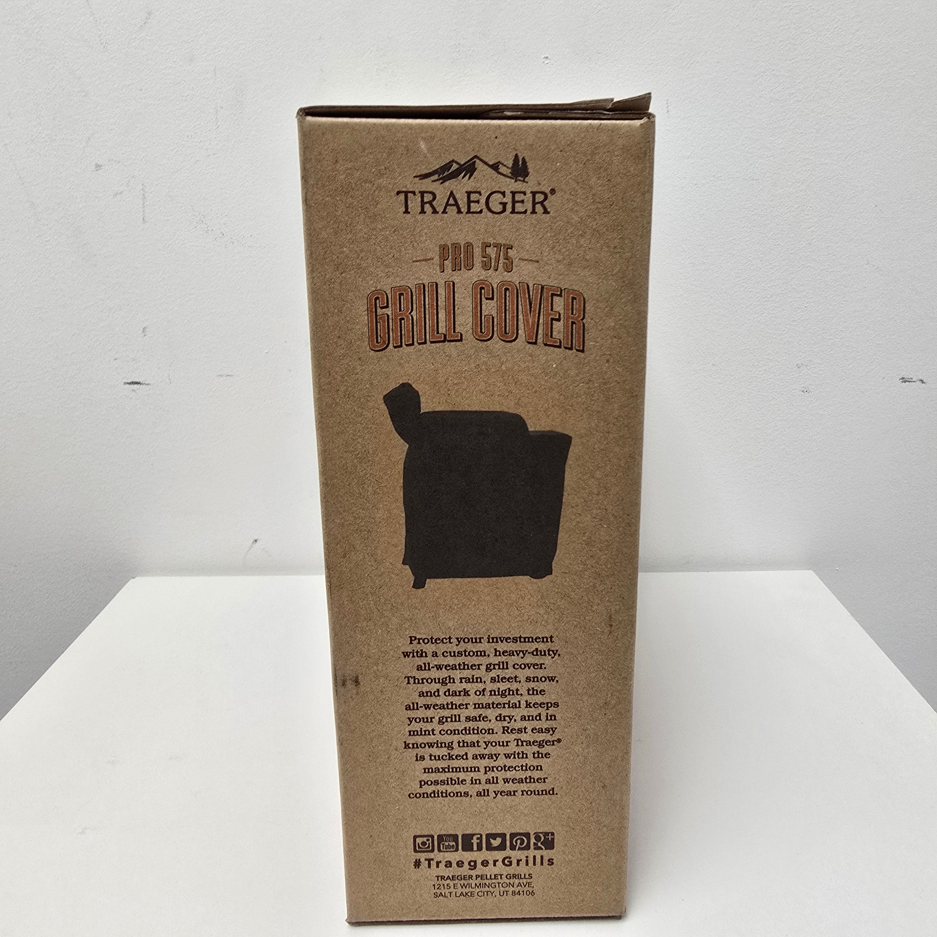 Traeger Pro 575/22 Full-Length Grill Cover (BAC503)