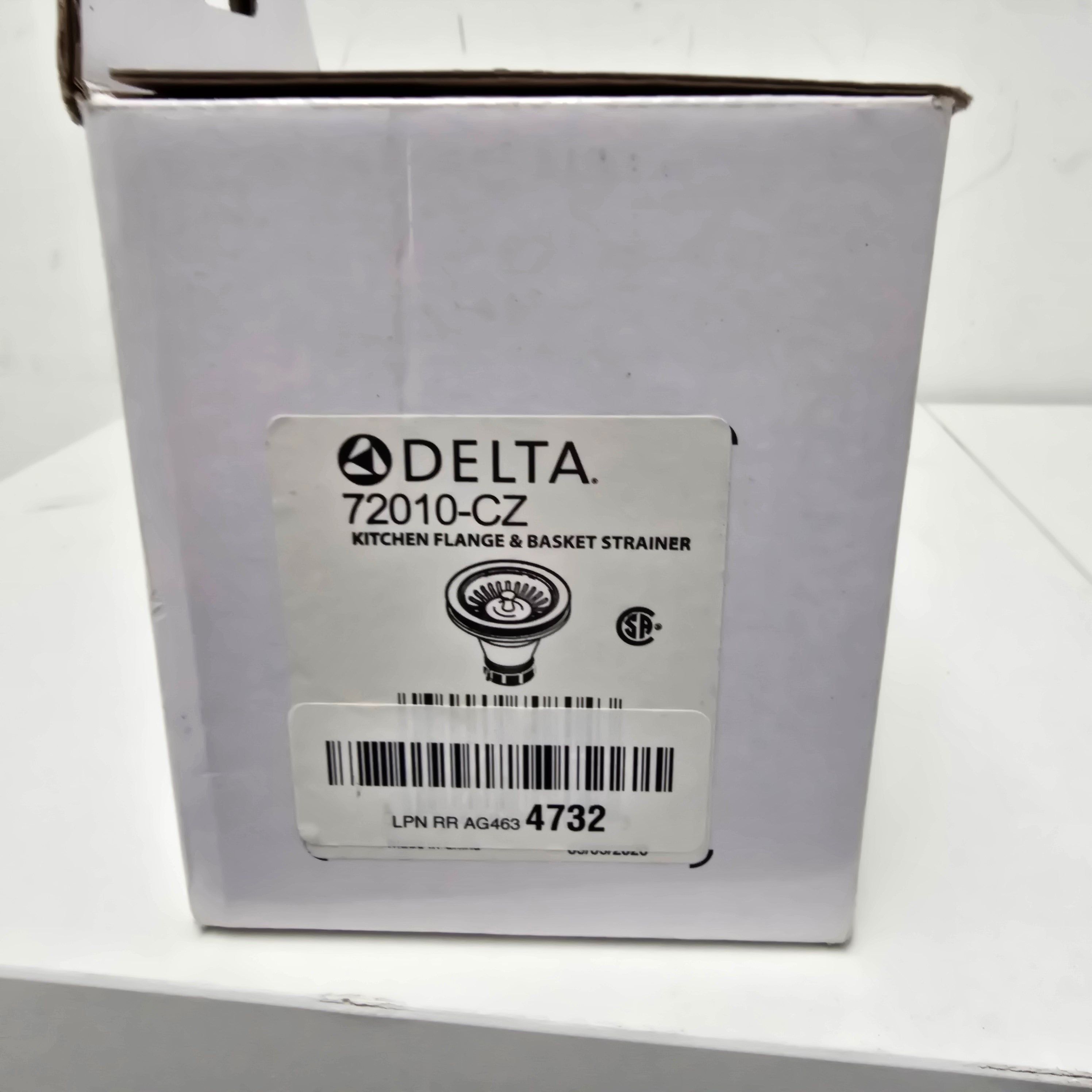 Delta Kitchen Sink Flange and Strainer in Champagne Bronze (72010-CZ)