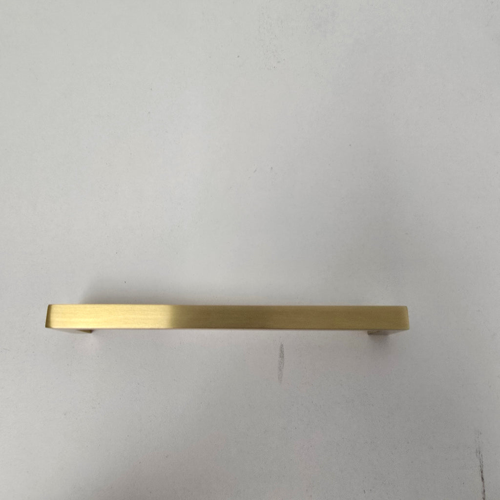 Schoolhouse Edgecliff Pull 6" in Natural Brass (104003)