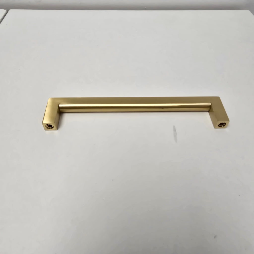 Schoolhouse Edgecliff Pull 6" in Natural Brass (104003)