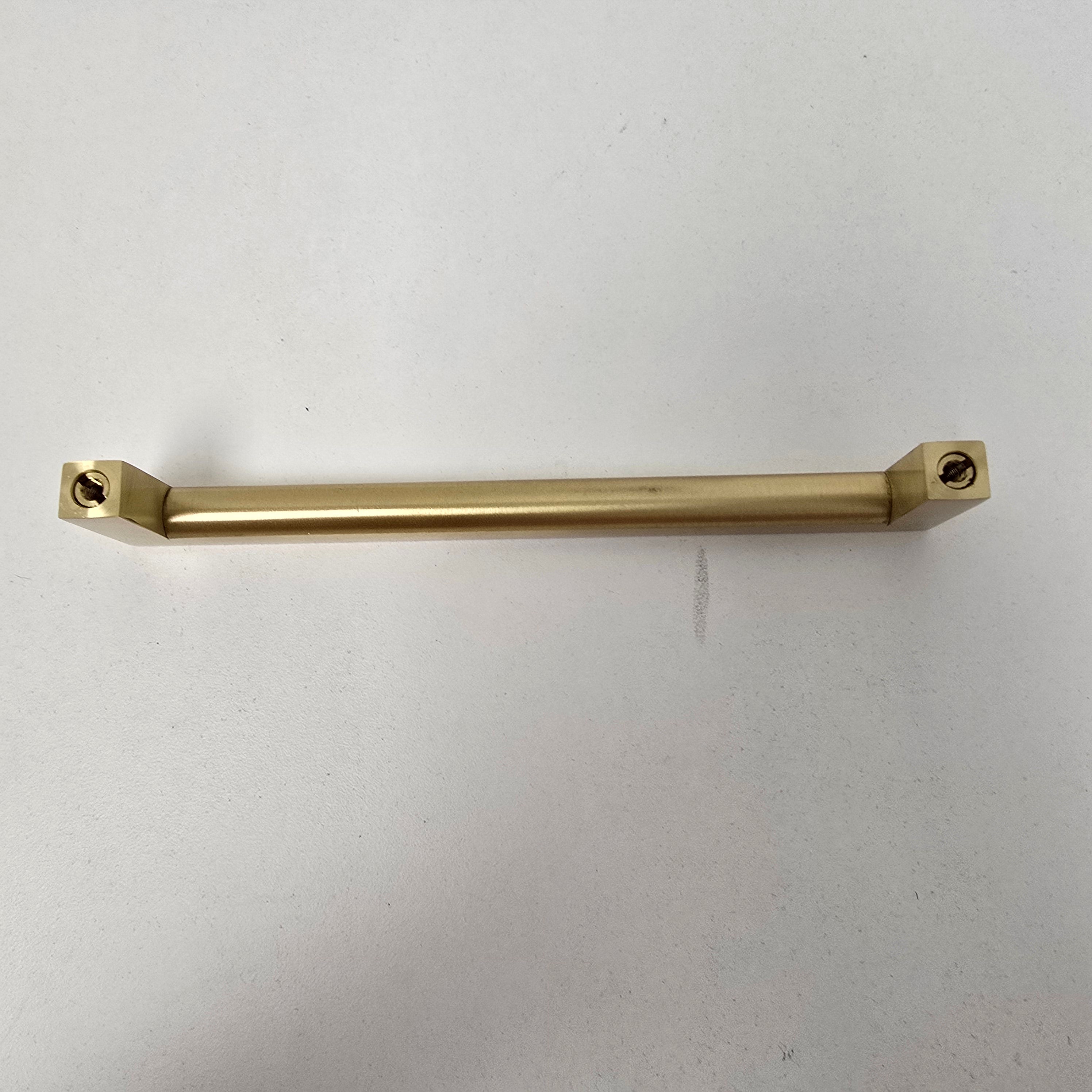 Schoolhouse Edgecliff Pull 6" in Natural Brass (104003)