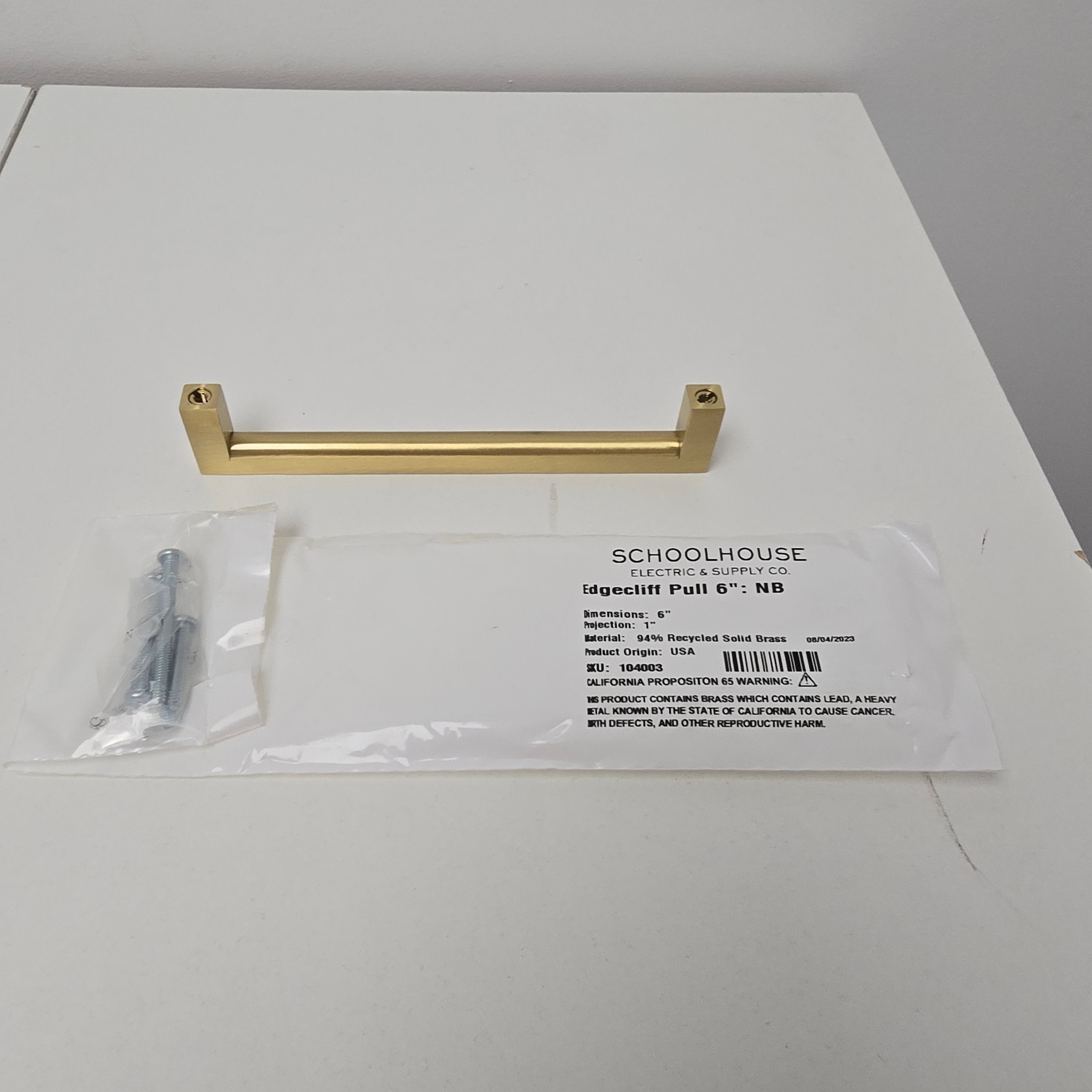 Schoolhouse Edgecliff Pull 6" in Natural Brass (104003)