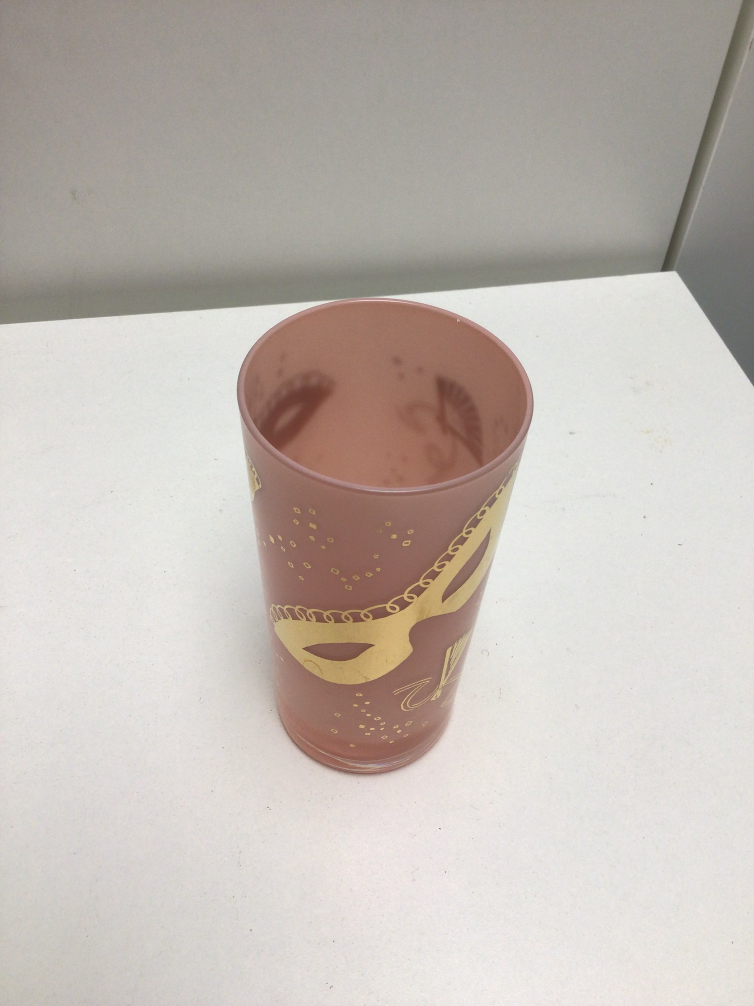 Vintage Pink Drinking Glasses with Gold Carnival Mask and Fan Design