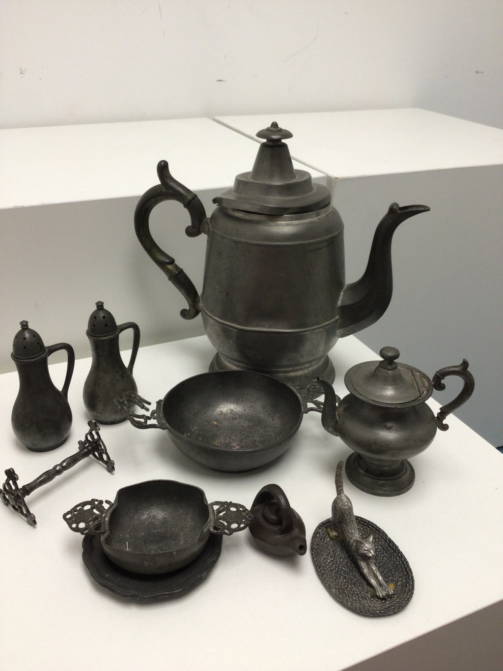Lot of Assorted Metal Items