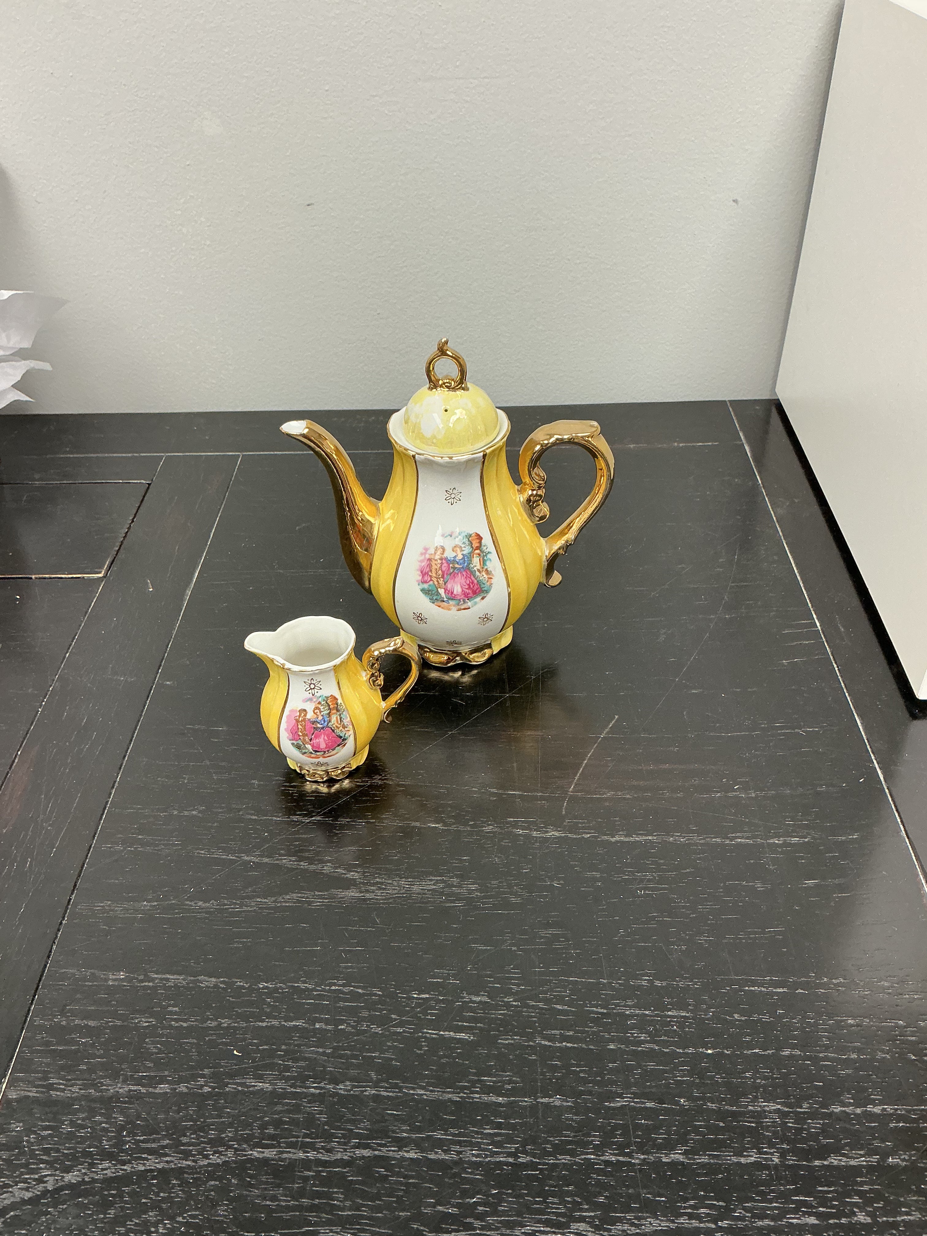 Vintage Bavaria-Style Porcelain Tea pot & Creamer with Gold Trim