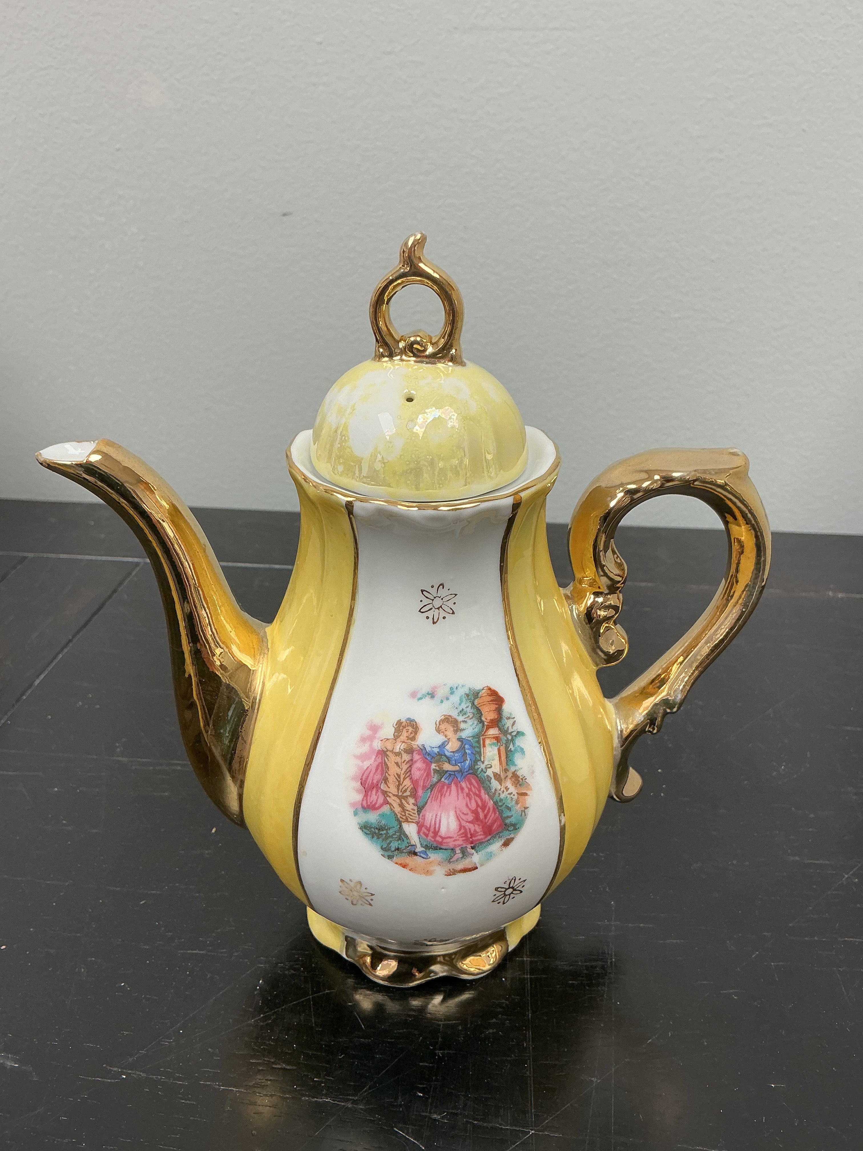 Vintage Bavaria-Style Porcelain Tea pot & Creamer with Gold Trim