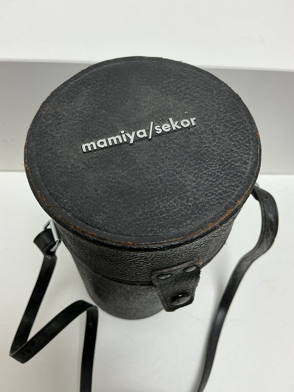 Vintage Mamiya/Sekor 200mm Telephoto Camera Lens No. 11082 with Case