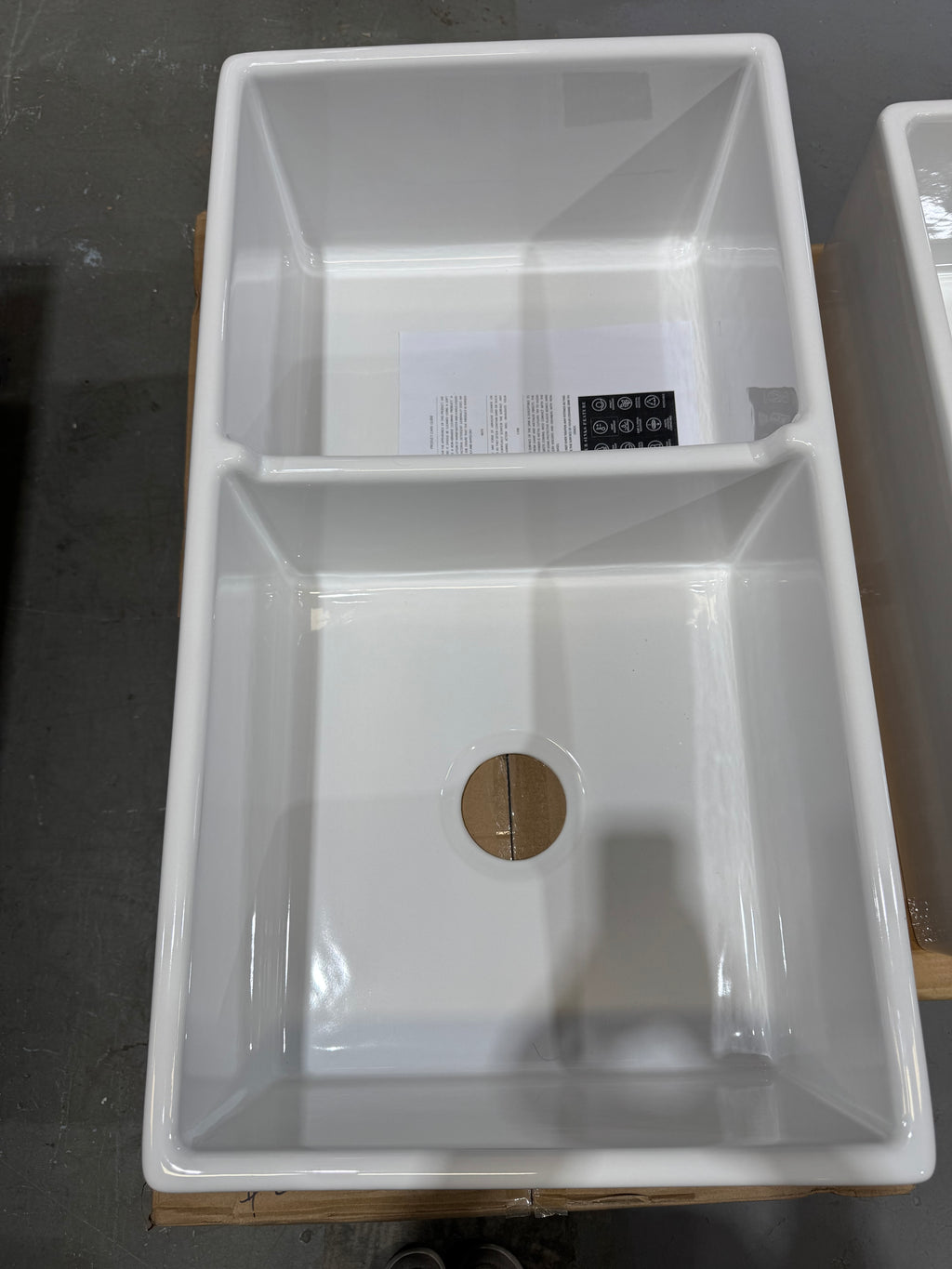 Fluted Double Fireclay Farmhouse Sink - FC33x18413