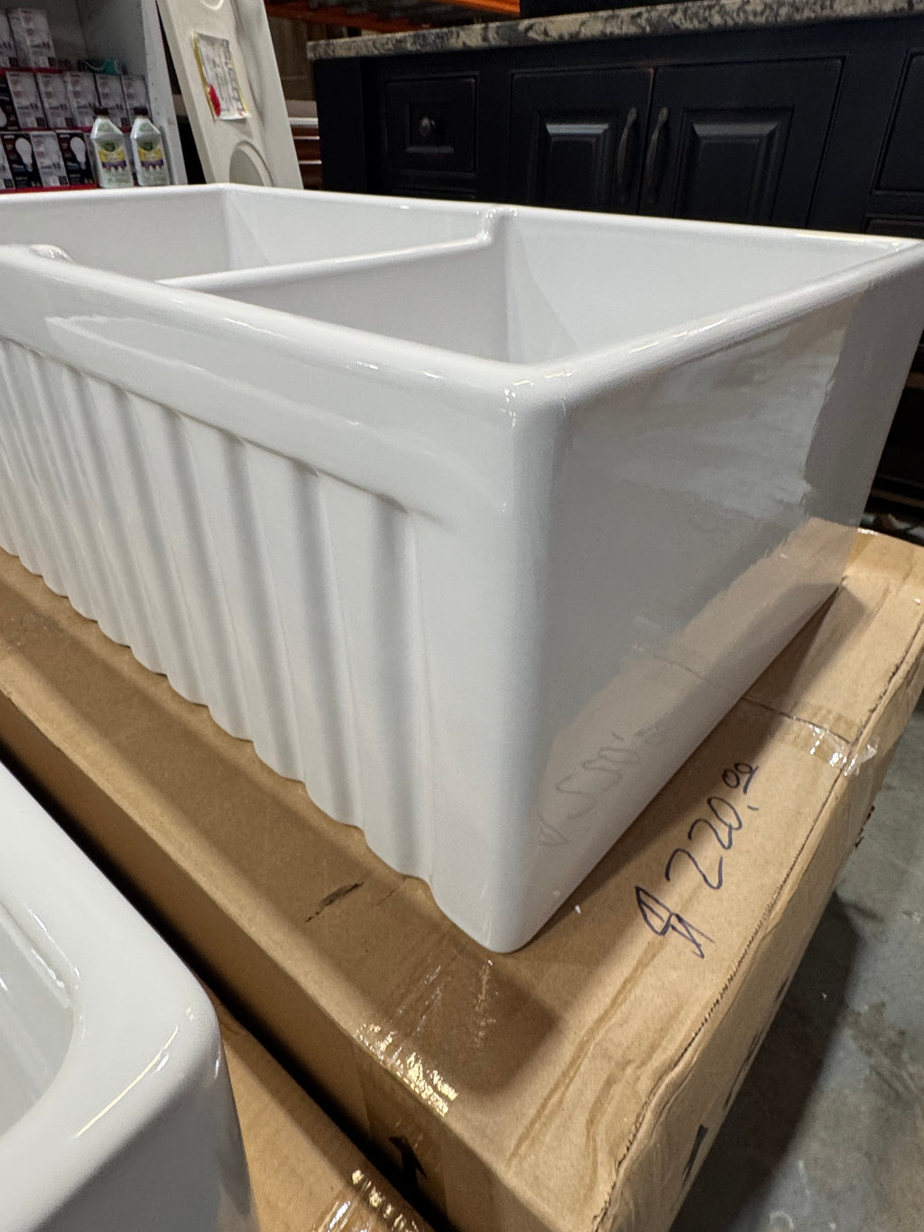 Fluted Double Fireclay Farmhouse Sink - FC33x18413