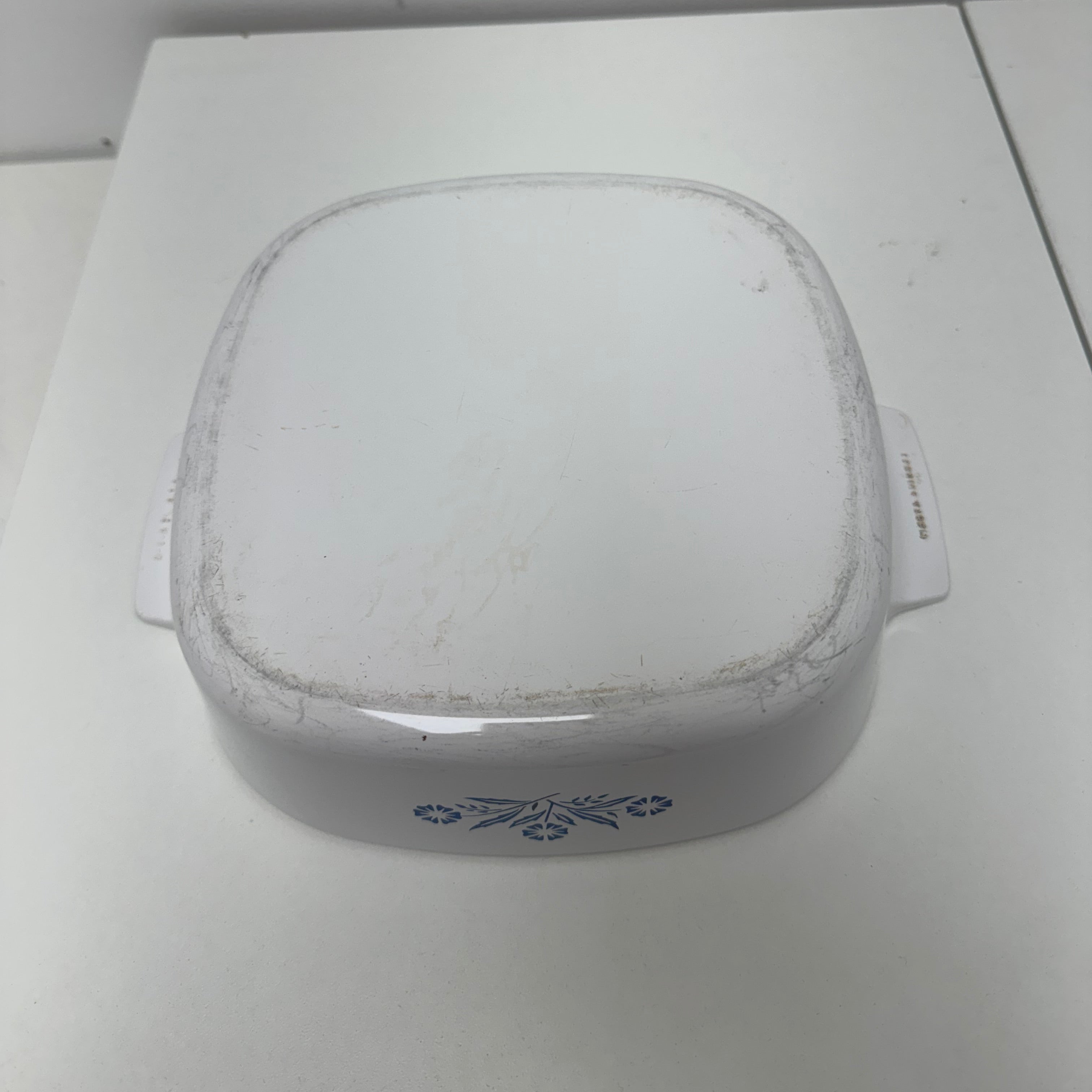 Vintage CorningWare Blue Cornflower 2-Liter Casserole Dish with Lid (A - 2 - B 2L)