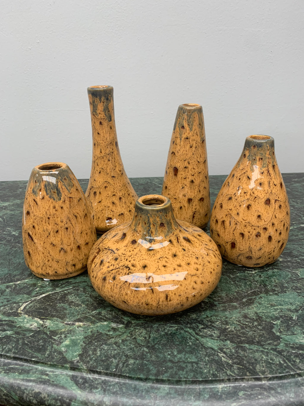 Short Bud Vase by Elevarre