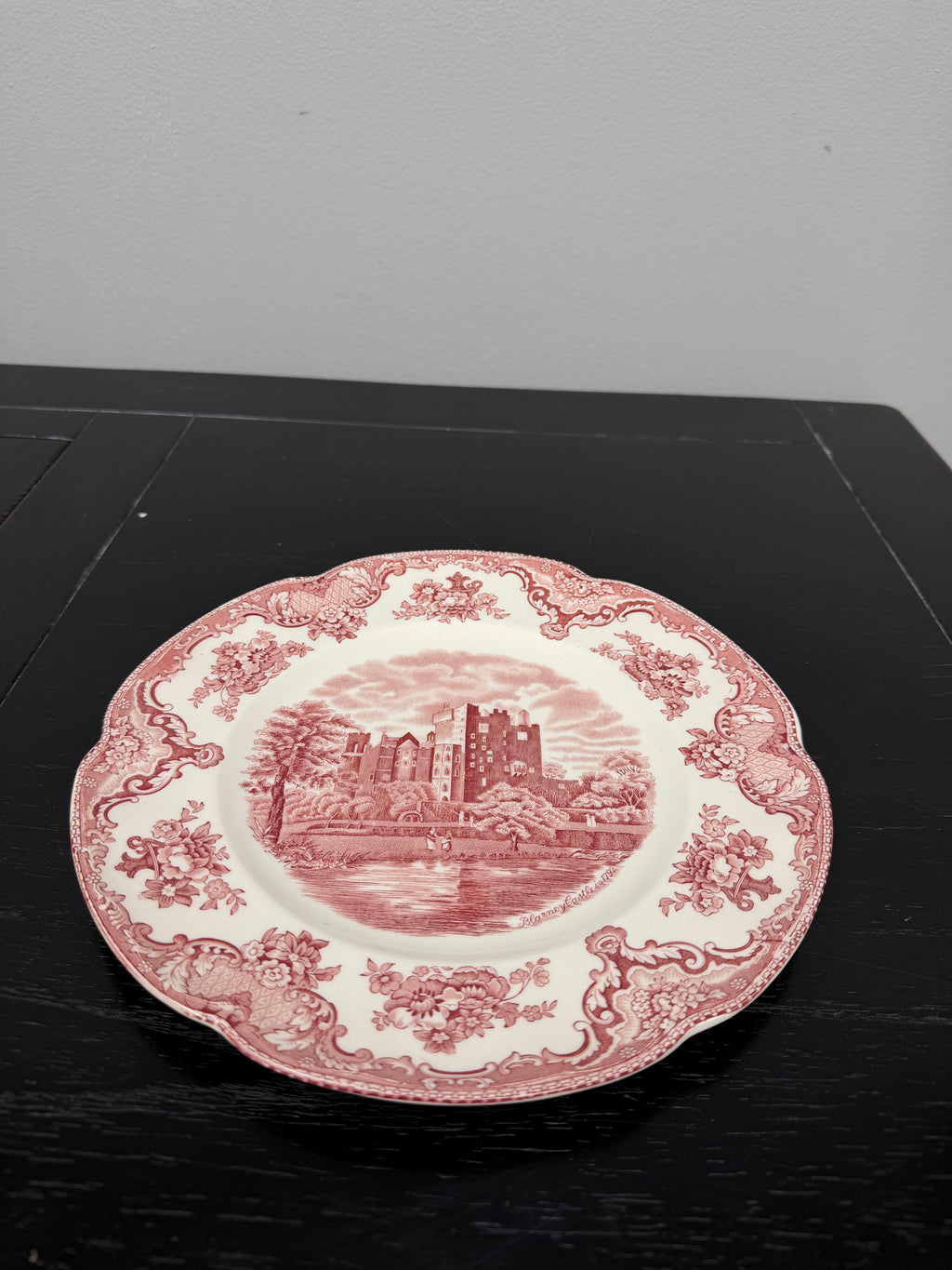 Vintage Johnson Bros England "Old Britain Castles" 6 Piece Dinnerware Set