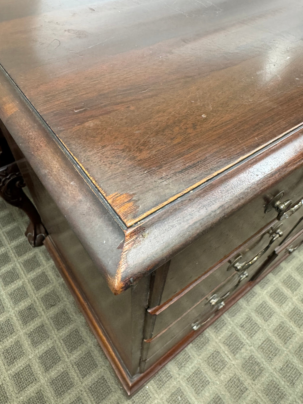 Link-Taylor Mahogany Beaufort Twelve Drawer Dresser