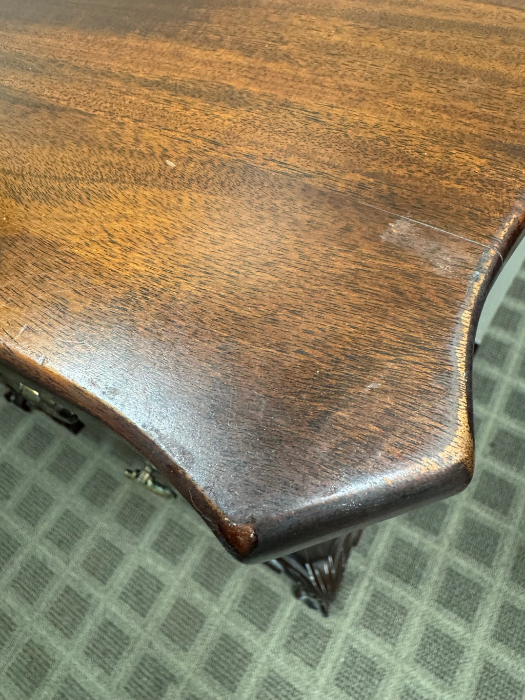 Set of 2 Link-Taylor Mahogany Rutledge Lowboy/Night Tables