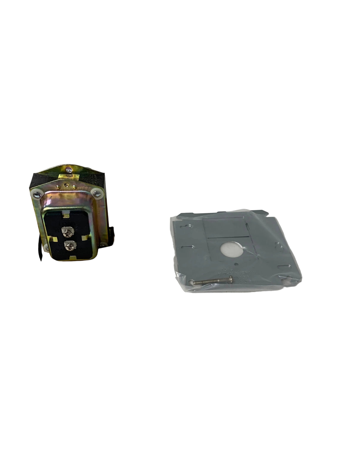 Resideo AT140A 1000 Universal Transformer