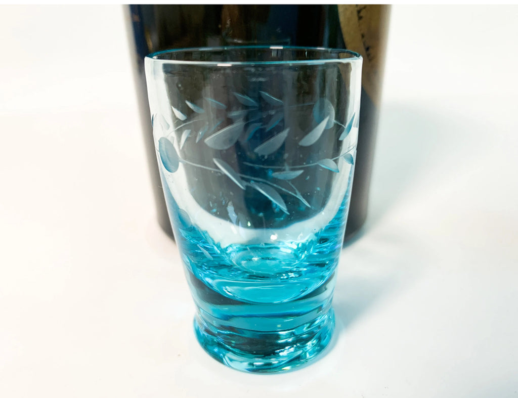 Set of 5 Vintage Etched Glass Cordial Glasses