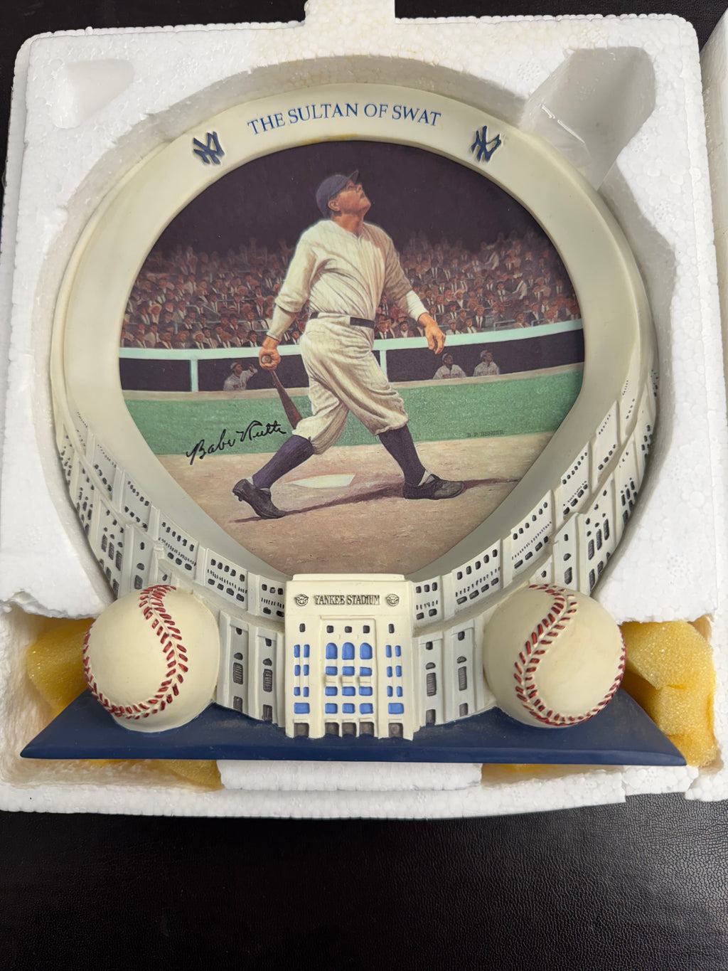 The Bradford Exchange Limited Edition "Babe Ruth" Collector Plate - Yankee Stadium: 75th Anniversary Collection