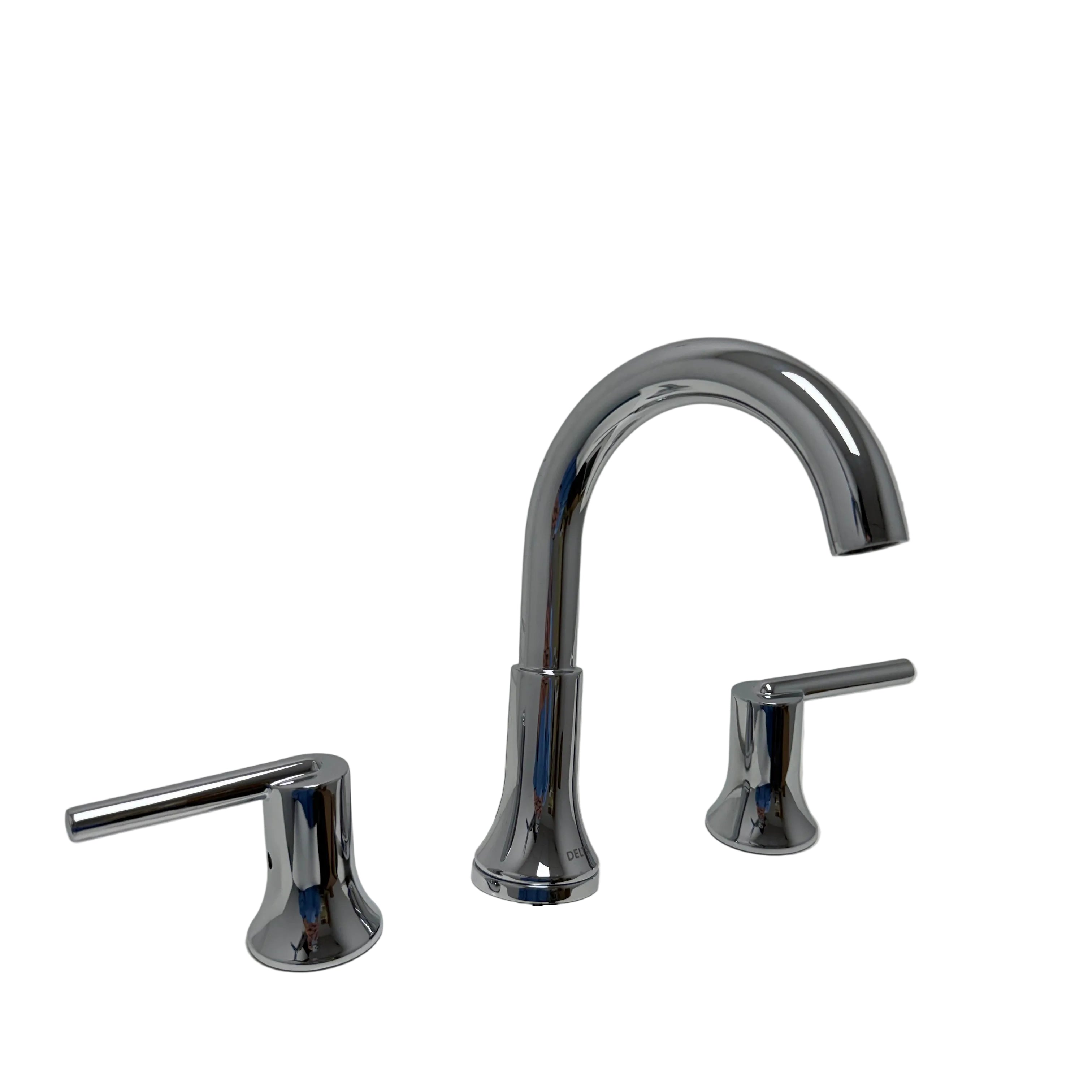 Delta Two Handle Widespread Bathroom Faucet in Chrome (3559-MPU-DST)