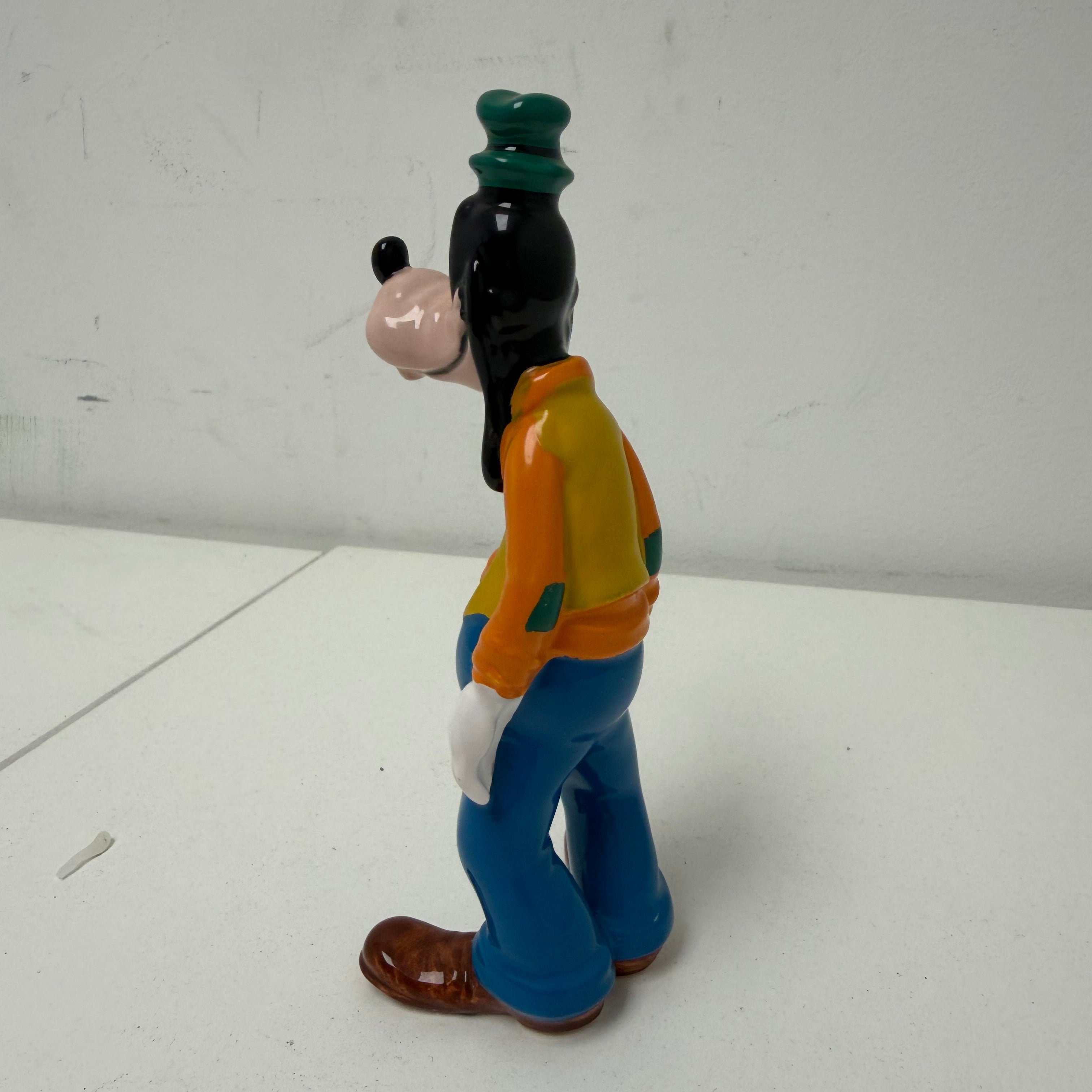 Vintage Walt Disney Productions Goofy Ceramic Figurine