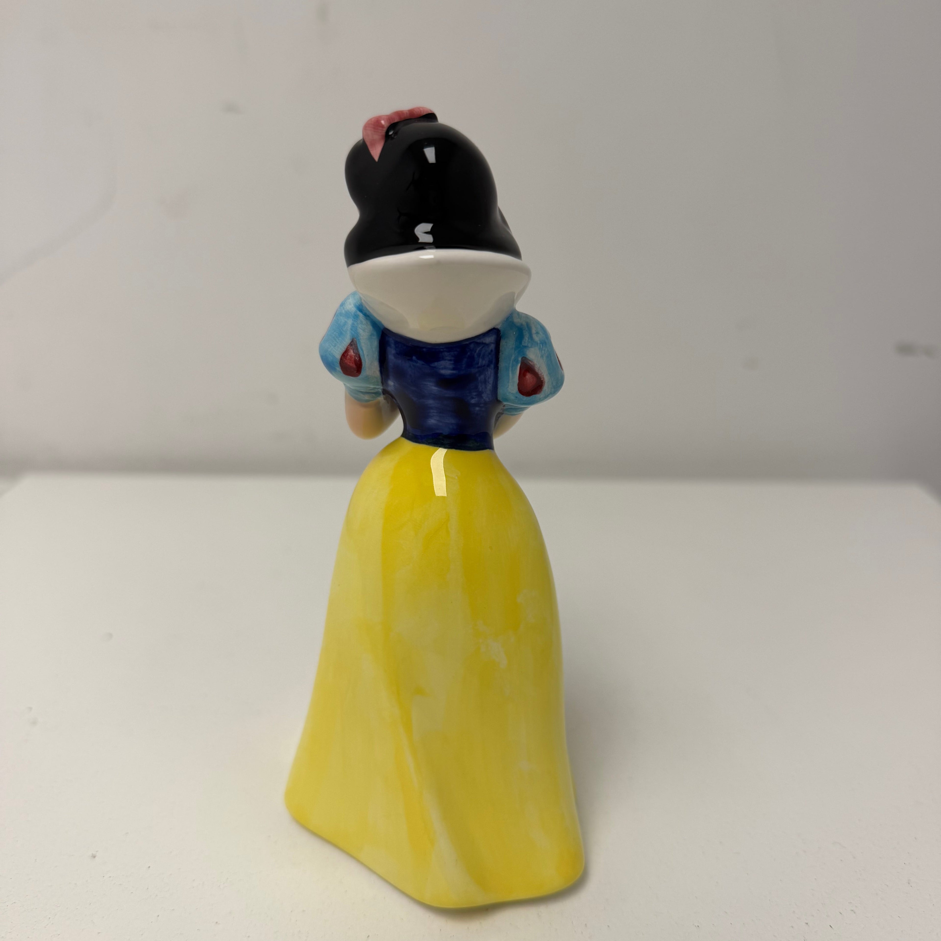 Walt Disney Productions Snow White Ceramic Figurine
