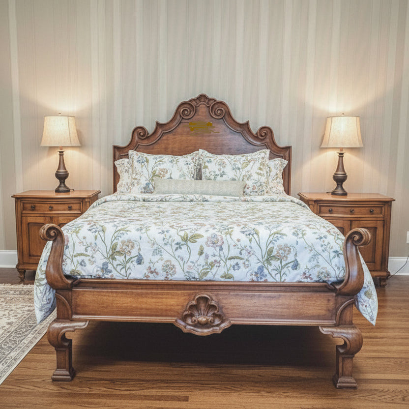 Antique Wood Queen Size Bed