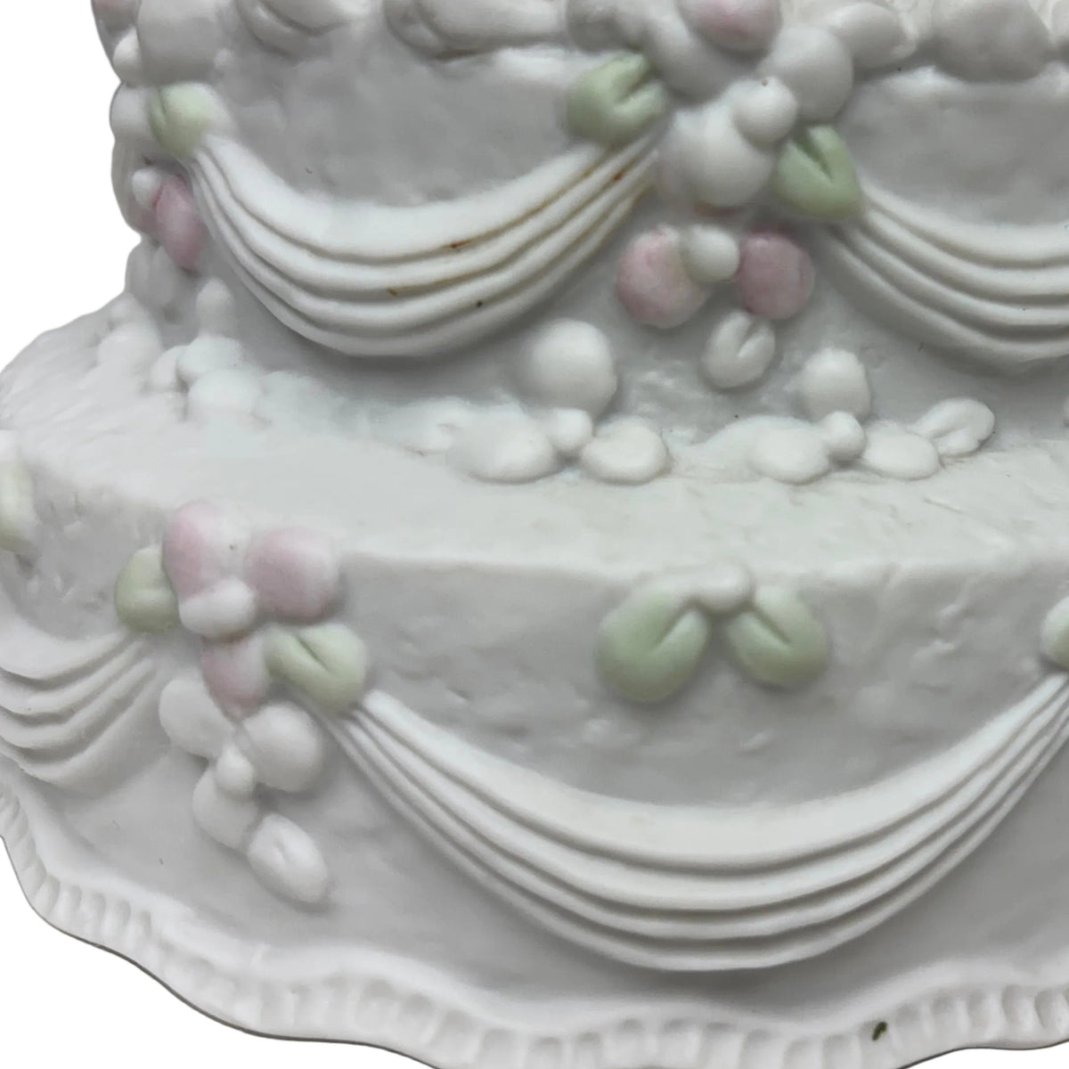 "The Lord Bless You and Keep You" Precious Moments Wedding Cake Music Box