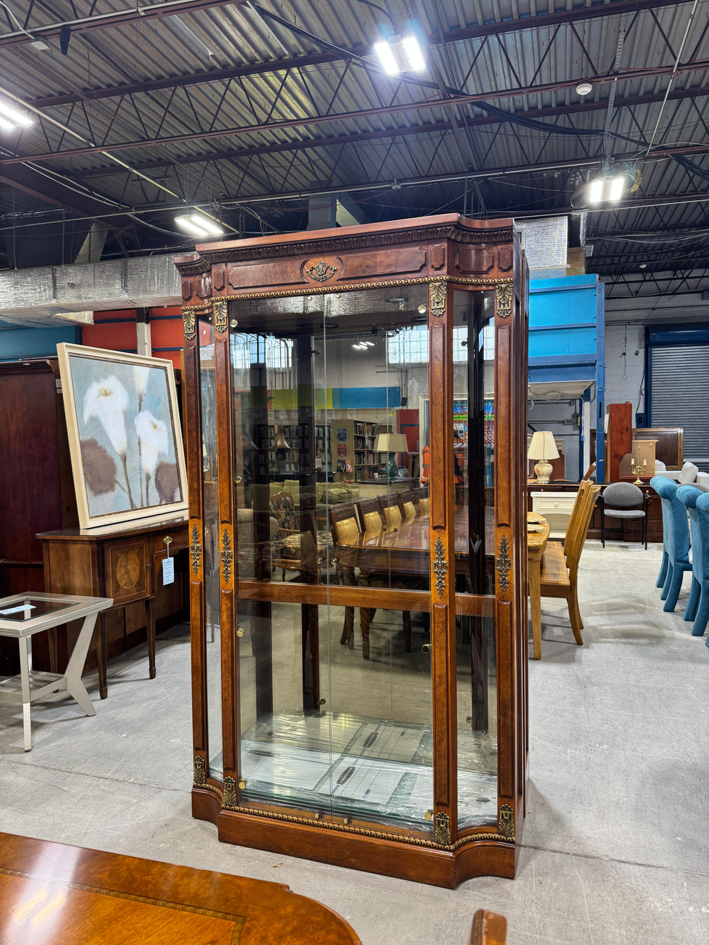 Henredon Grand Provenance Curio Cabinet