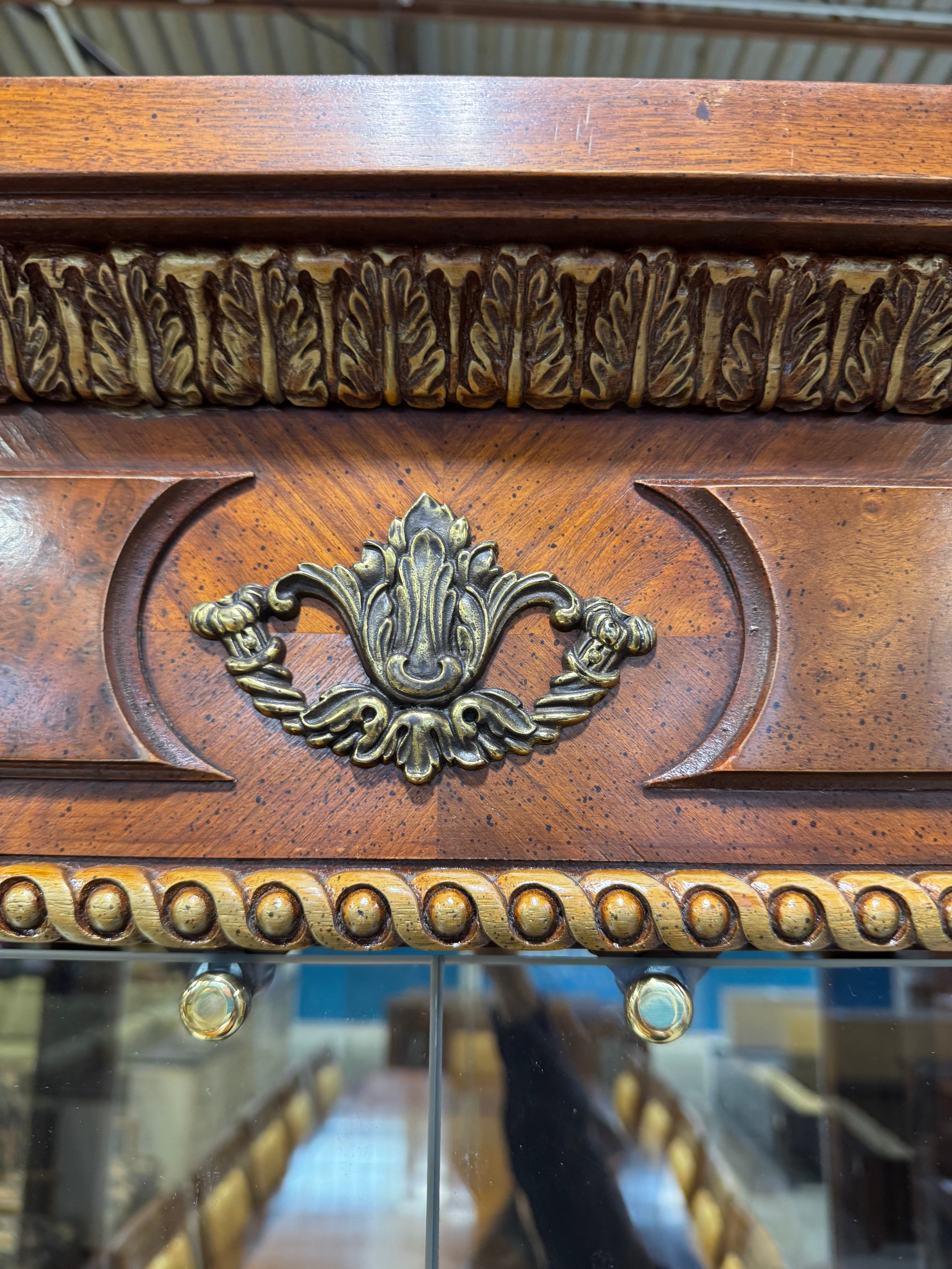 Henredon Grand Provenance Curio Cabinet