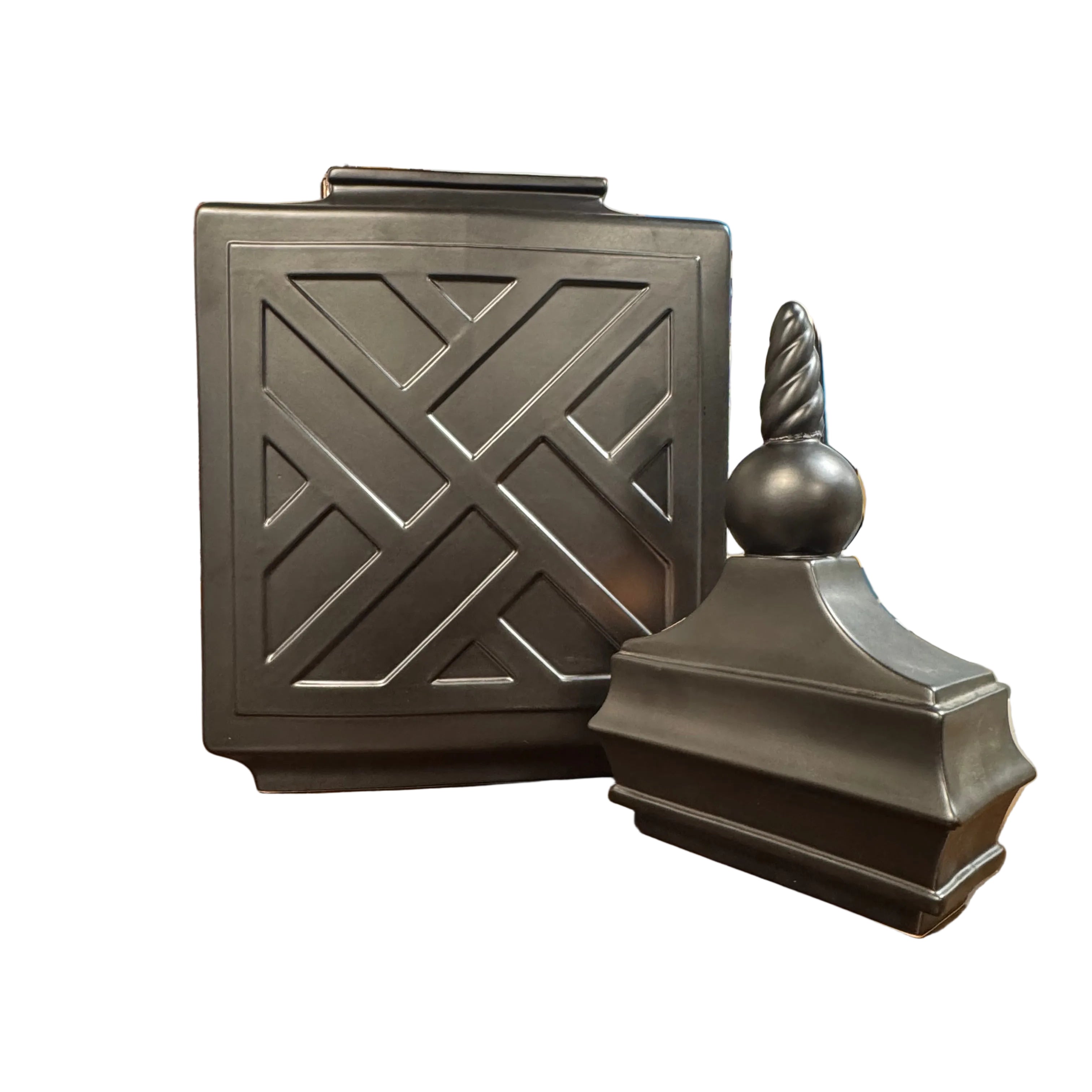 Heritage Farm and Garden - Square Chinoiserie Jar - Black