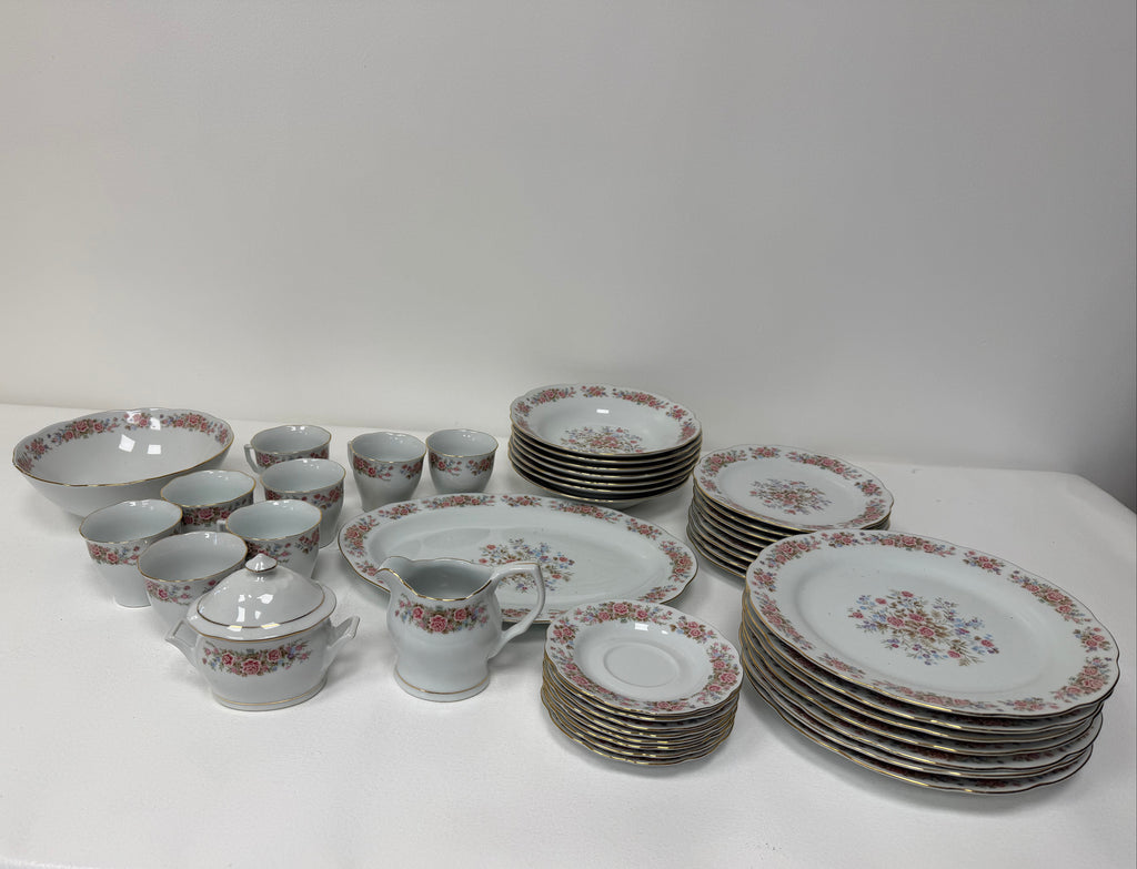 Remington by Red Sea Fine China Dinnerware Set