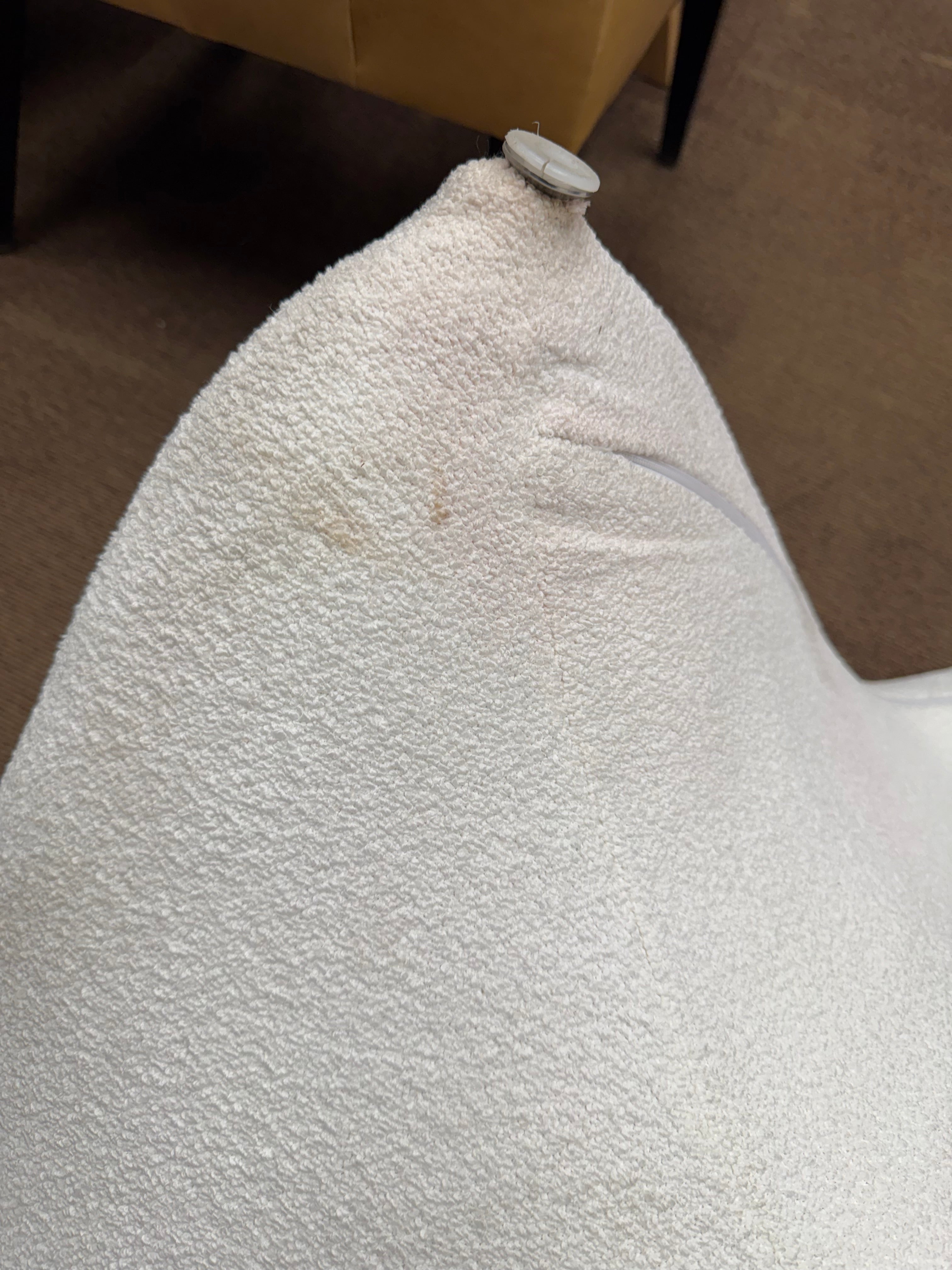 Curved Floor Chair with Faux Shearling Cover in Cream