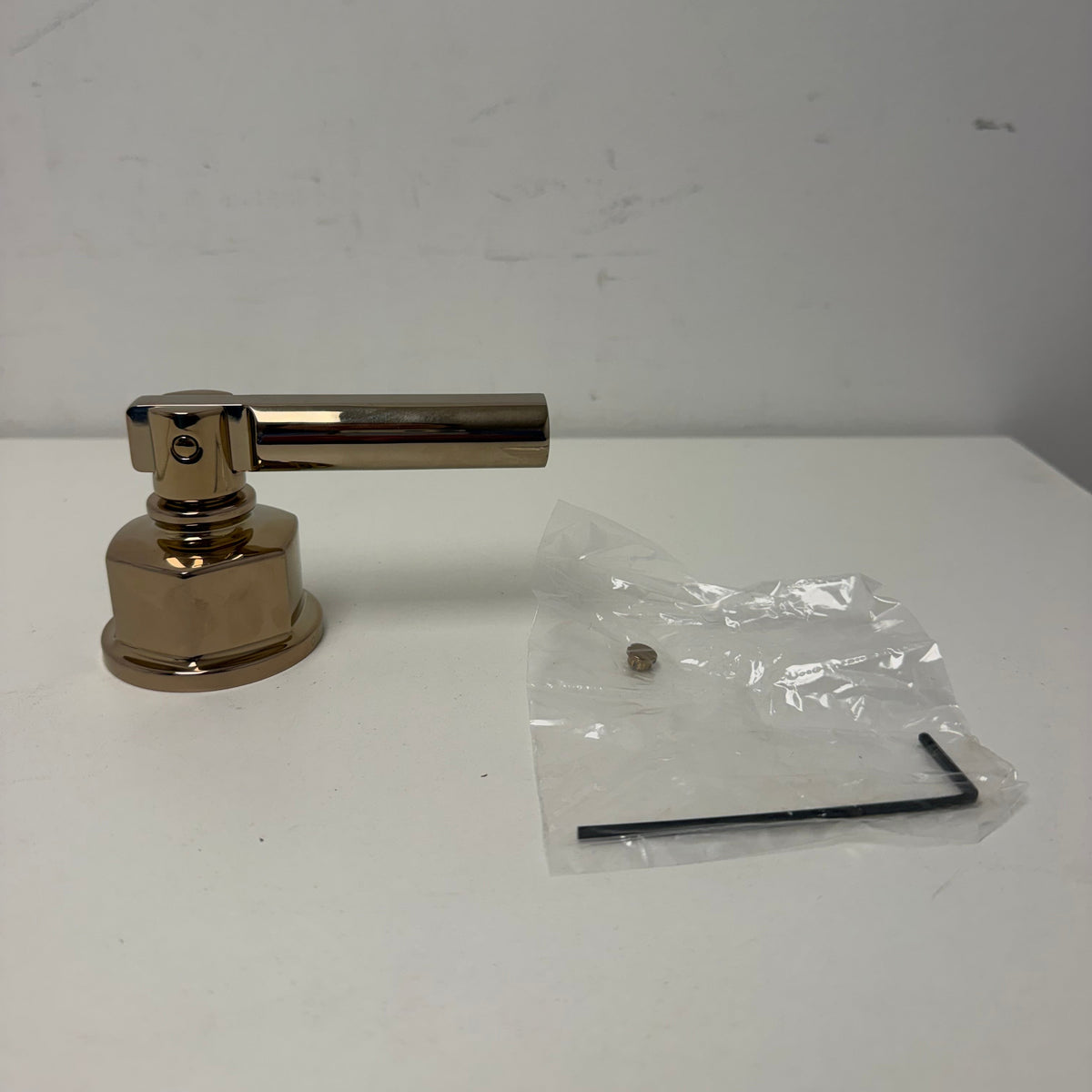 Brizo Invari® Single-Handle Floor Mount Tub Filler Lever Handle Kit (HL7076-PG)