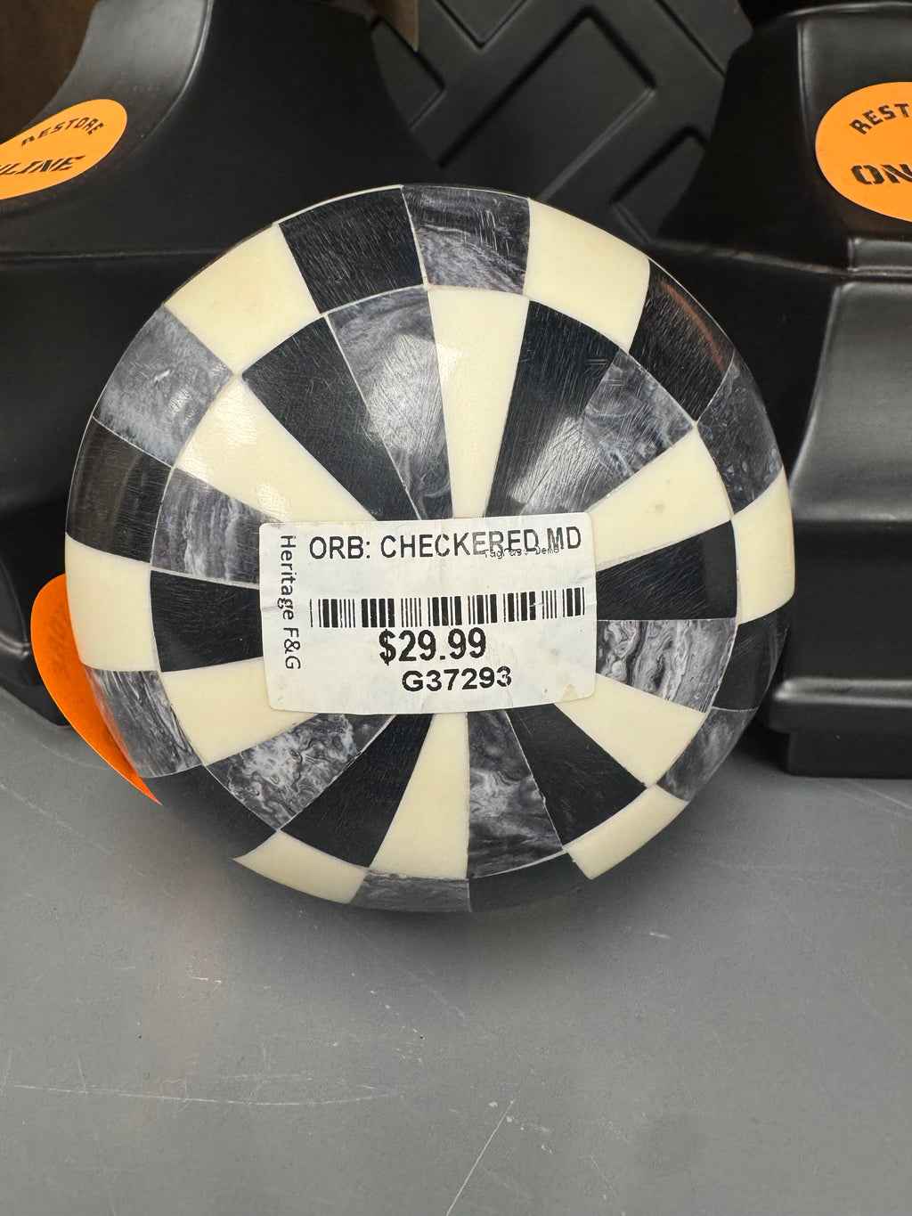 Heritage Farm and Garden - Checkered Orb - Medium