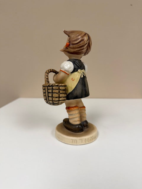 Goebel Hummel "Sister" Figurine